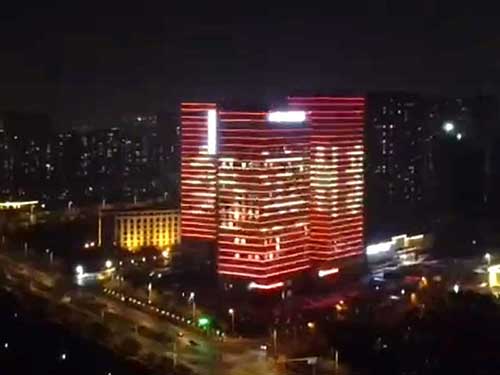 城市街道亮化：滿足夜間交通出行與美化環境